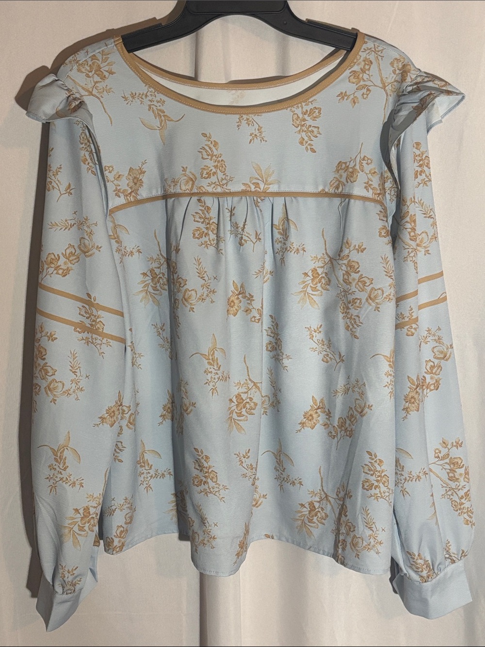 Light Blue Floral Yoke Blouse With Ruffle Shoulders. Size XL